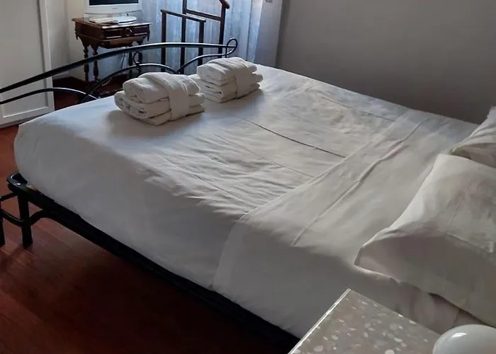 Tra Le Antiche Mura E Garbatella