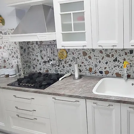 Tra Le Antiche Mura E Garbatella